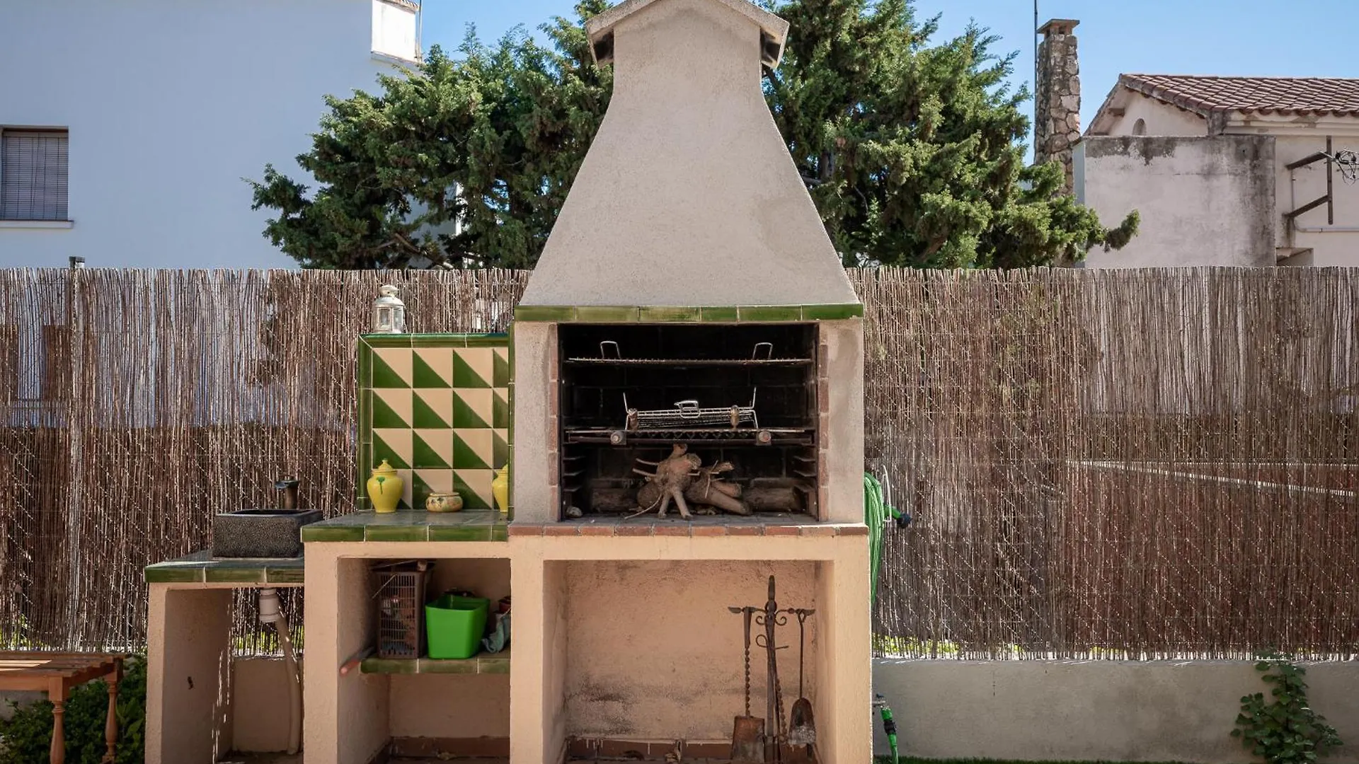Can Lola Estupenda Casa De 4 Habitaciones Con Jardin A 150 Metros De La Playa Torredembarra Prázdninový dům